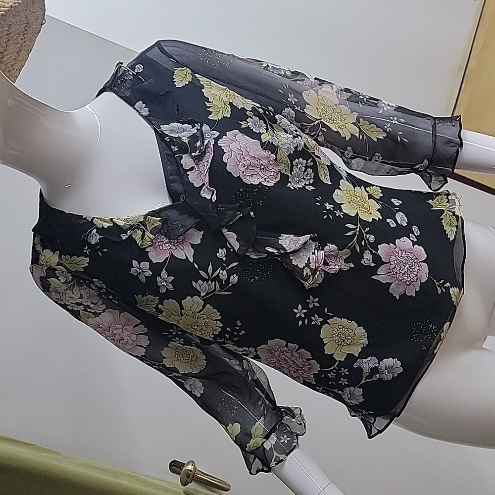I.C.E Beaded Sheer 90’s Flowy Floral Top Size Medium